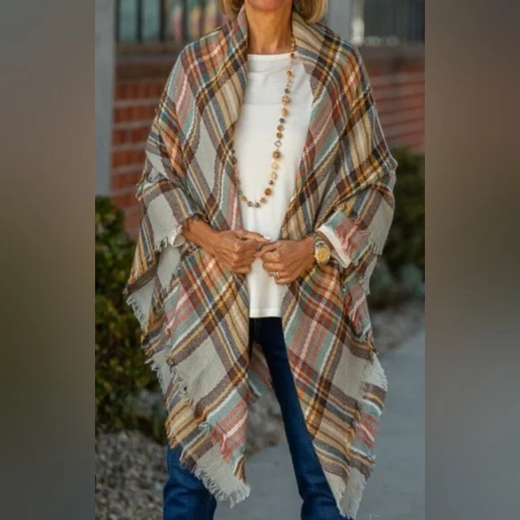 Just Style LA Poncho Scarf - Picture 1 of 6